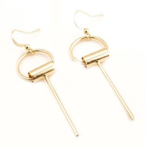 Raya gold circle earrings